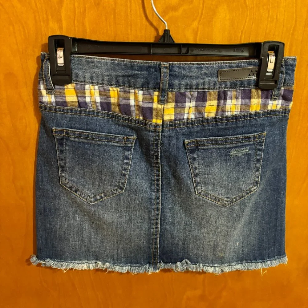 Dollhouse Denim Mini Skirt Blue Yellow Size‎ 0 W24